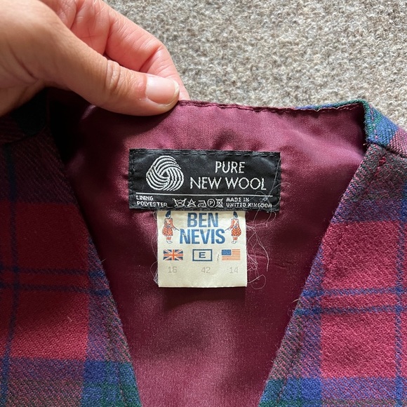Ben Nevis British Pure New Wool Plaid Vest V Neck Button Up Women’s US 14 / Med - Picture 3 of 8